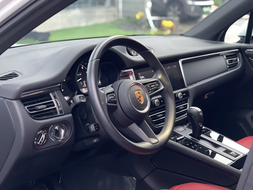 保时捷 2022款 Macan 2.0T中控内饰7007