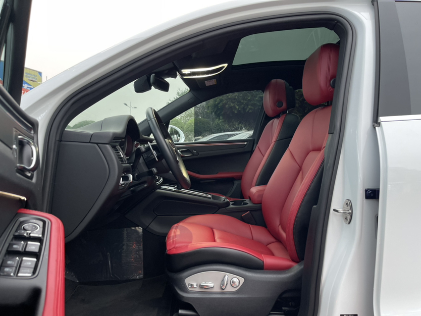 保时捷 2022款 Macan 2.0T中控内饰7006