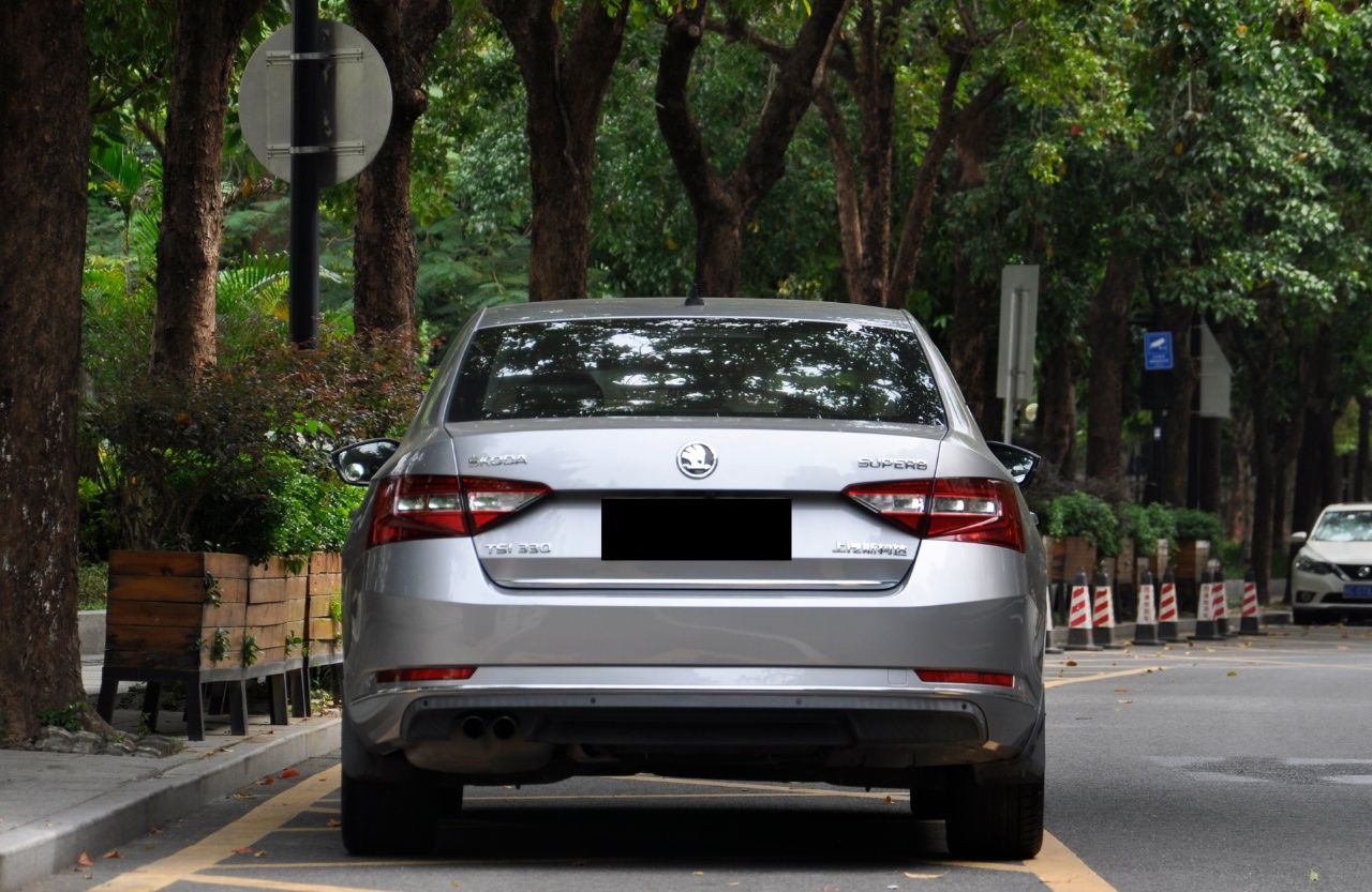 斯柯达 速派 2016款 TSI330 DSG智行版车身外观6006