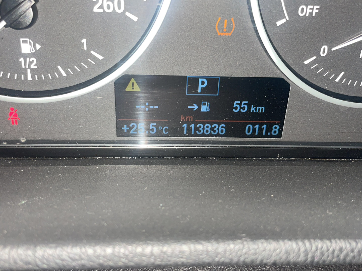 宝马X1 2016款 sDrive18Li 时尚型中控内饰15