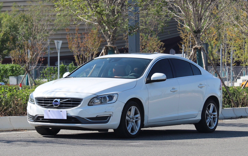 沃尔沃S60 2016款 S60L T5 智驭版