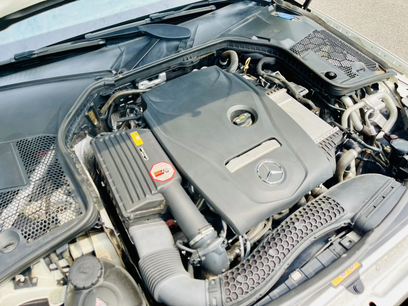 奔驰C级(进口) 2018款 C 200 旅行轿车局部细节9011