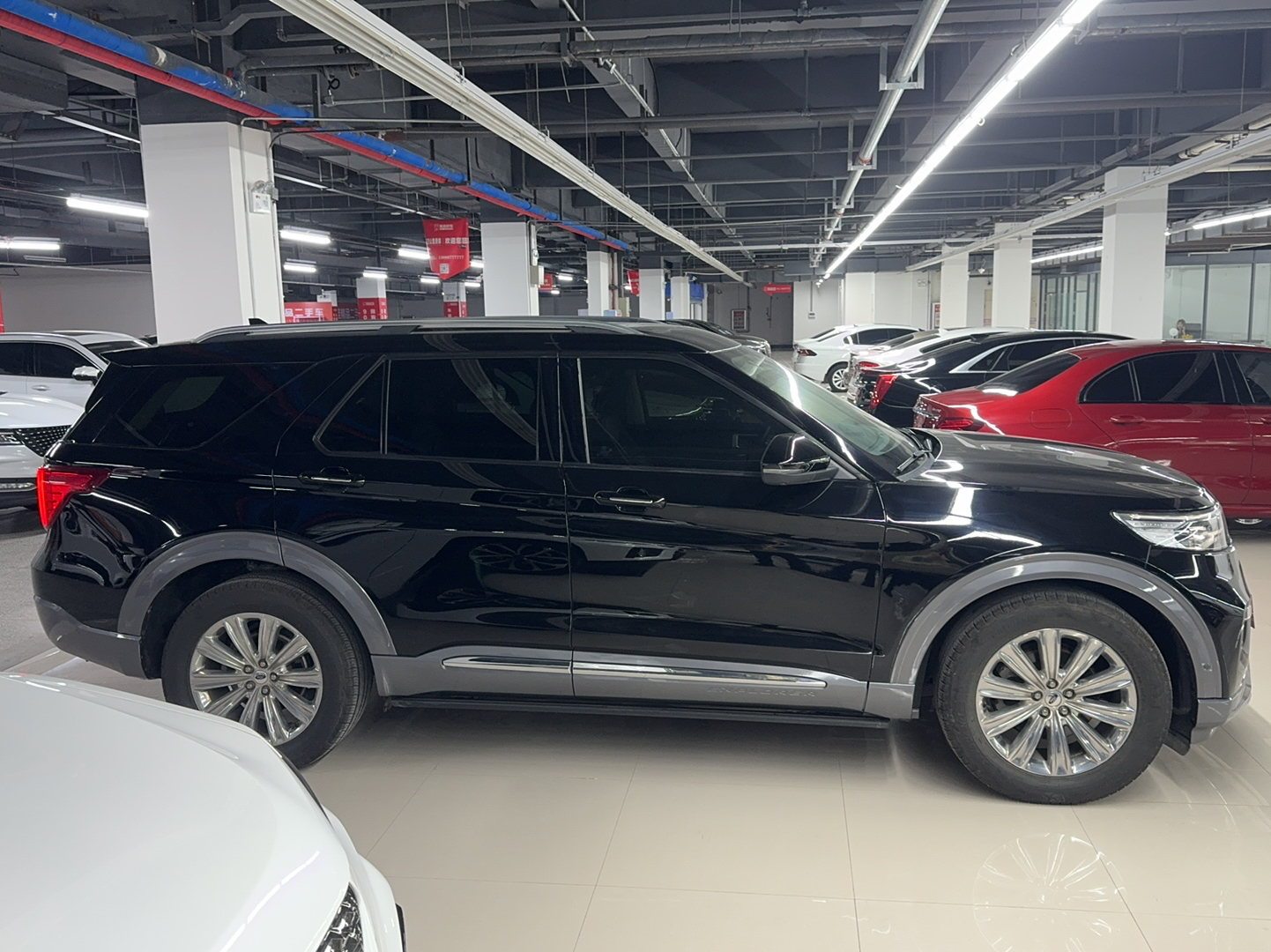 福特 探险者 2020款 EcoBoost 285 四驱钛金版 6座车身外观6002