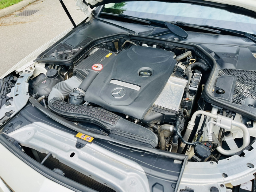 奔驰C级(进口) 2018款 C 200 旅行轿车局部细节9012