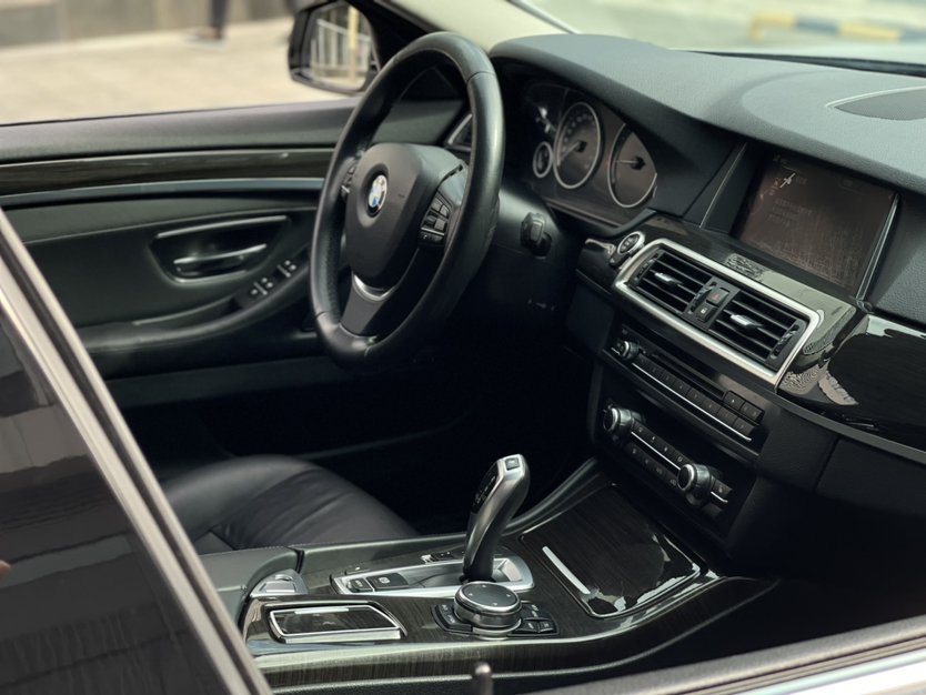 Used BMW 5 Series 2014 525Li Luxury Design Package
