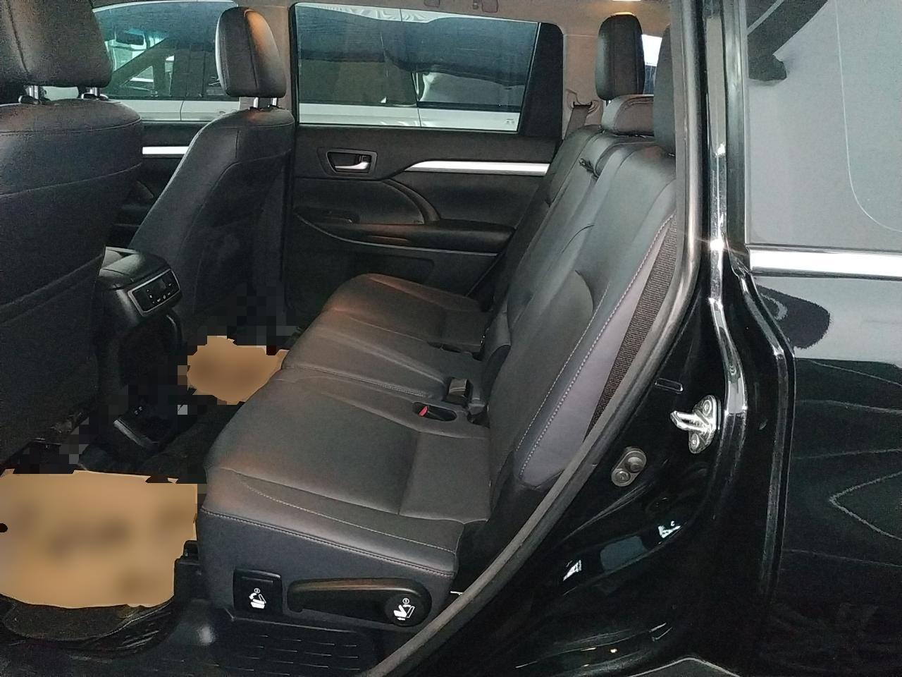 丰田 汉兰达 2018款 2.0T 四驱豪华版 7座 国VI