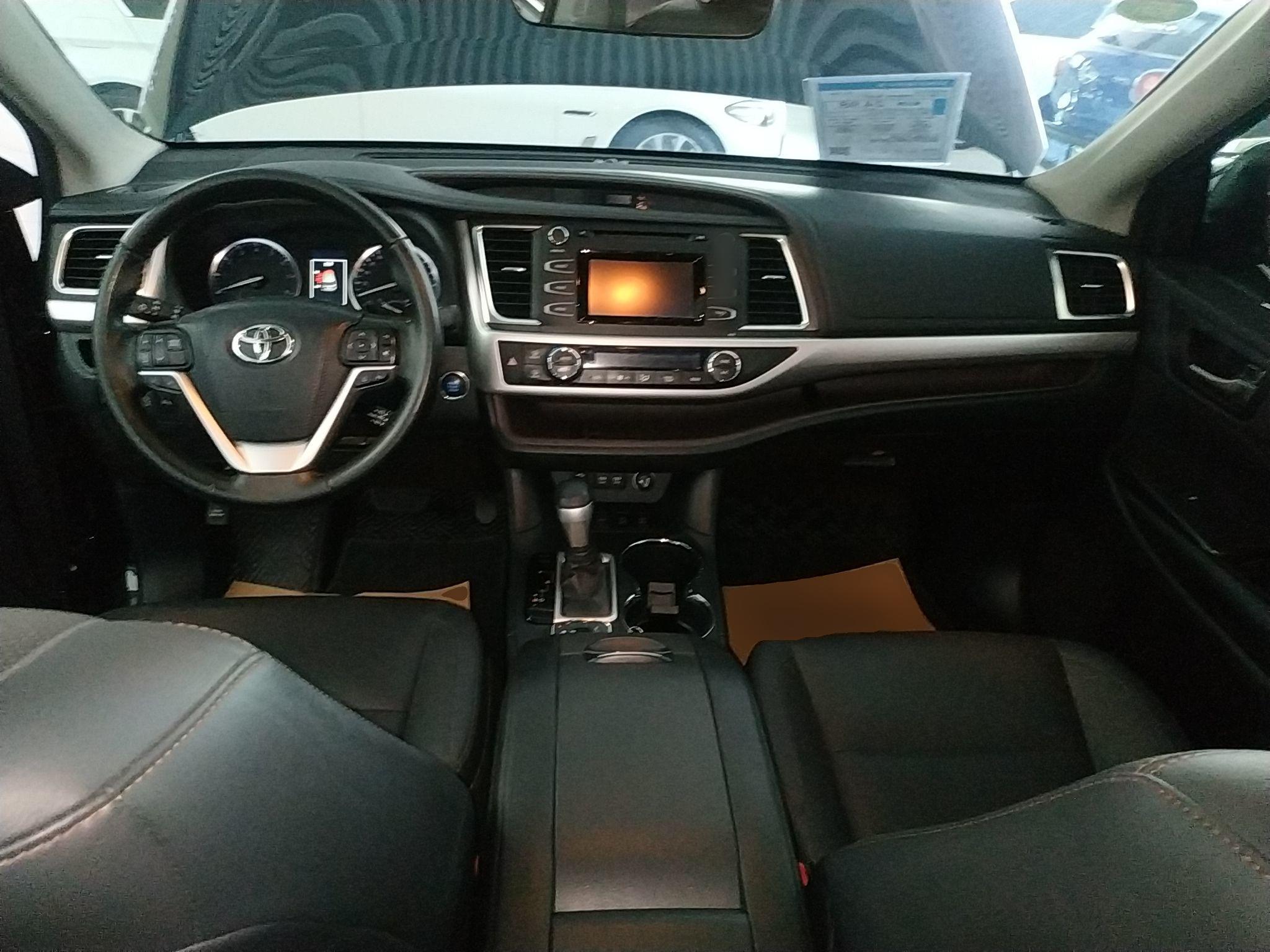 丰田 汉兰达 2018款 2.0T 四驱豪华版 7座 国VI