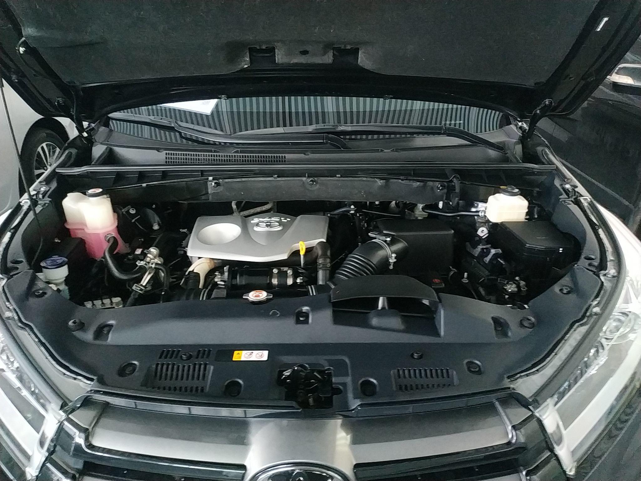 丰田 汉兰达 2018款 2.0T 四驱豪华版 7座 国VI