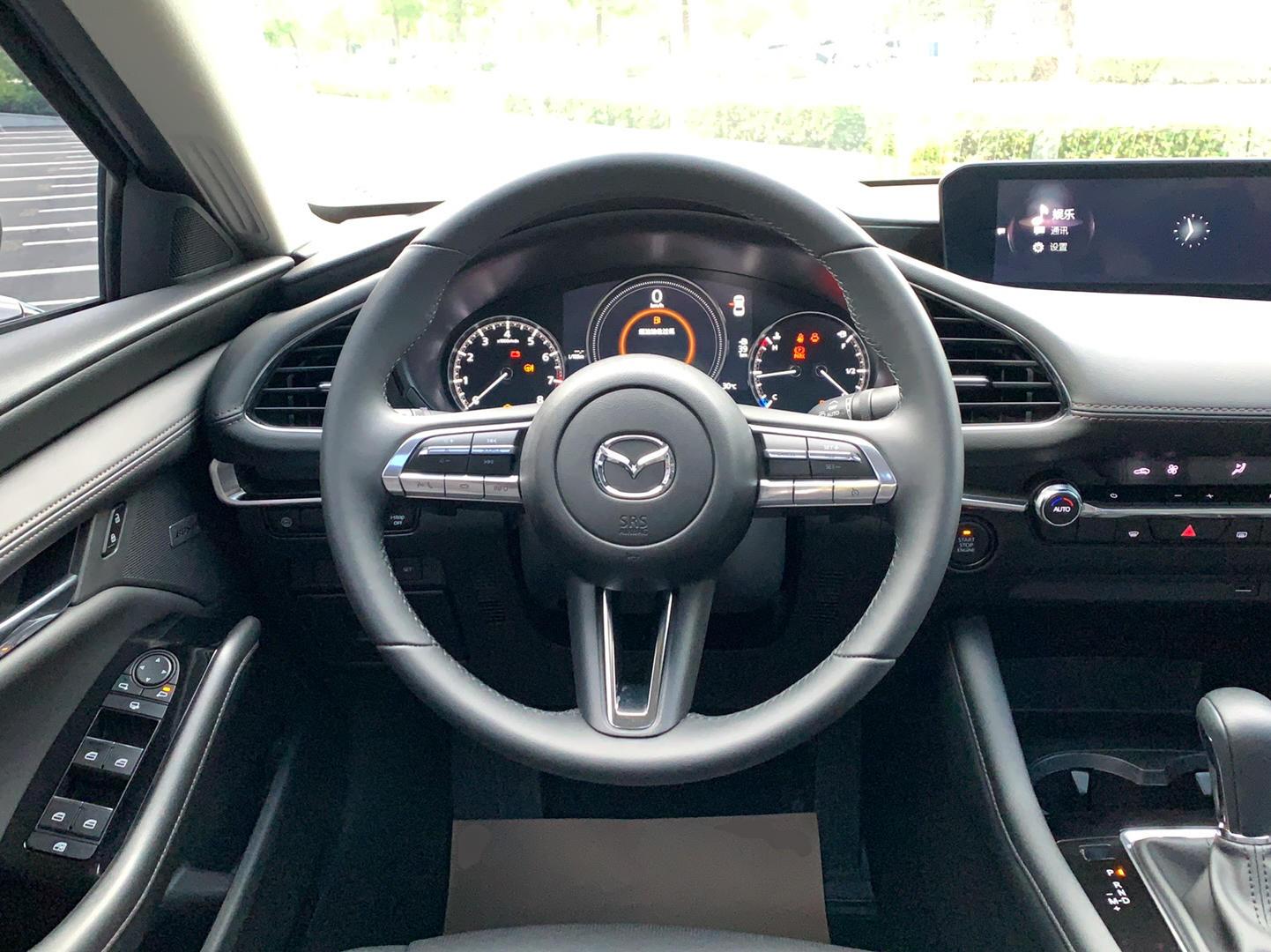 马自达 昂克赛拉 2021款 2.0L 自动质耀版