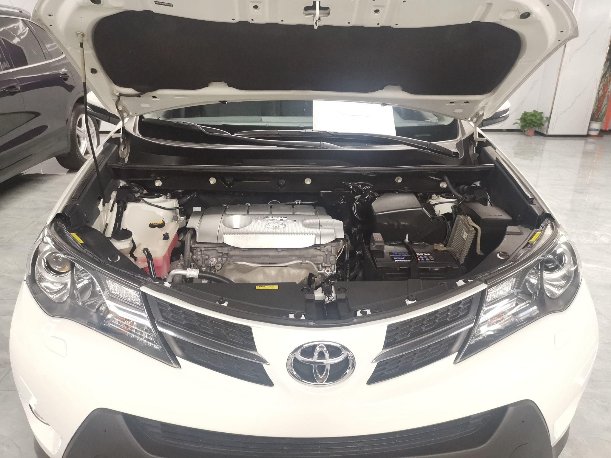 丰田 RAV4 2013款 2.5L 自动四驱豪华版