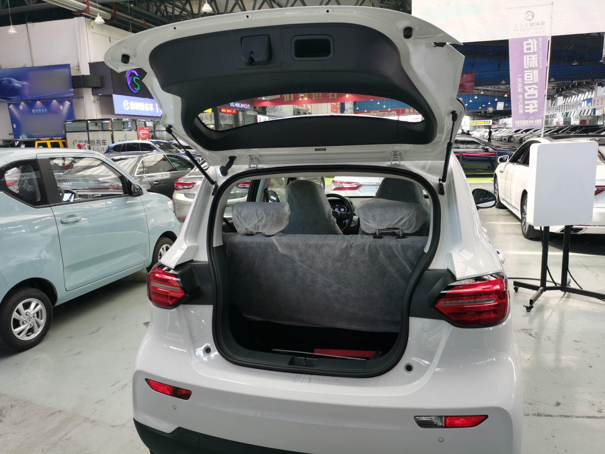 零跑汽车 零跑T03 2021款 400轻享版