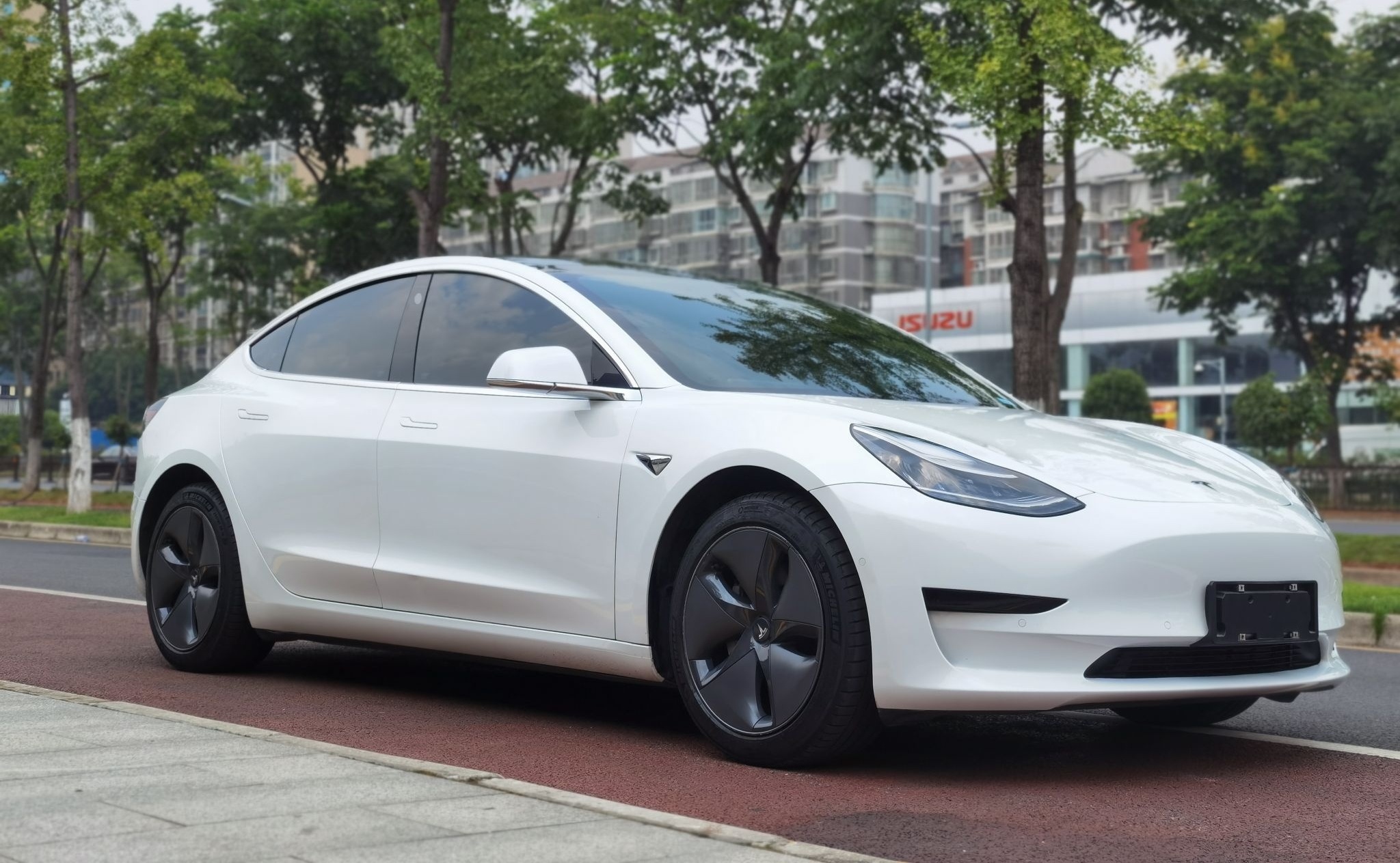 特斯拉 Model 3 2019款 标准续航后驱升级版(进口)