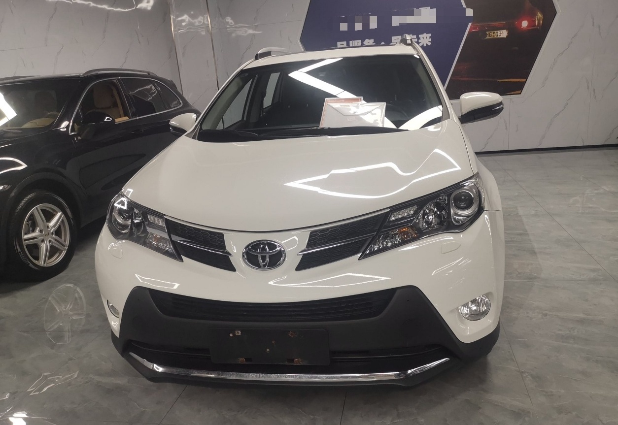 丰田 RAV4 2013款 2.5L 自动四驱豪华版