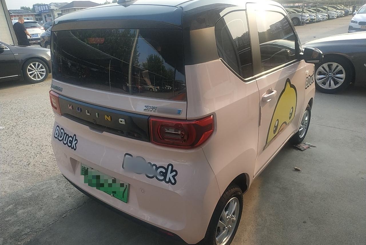 五菱汽车 宏光MINI EV 2021款 马卡龙时尚款 磷酸铁锂