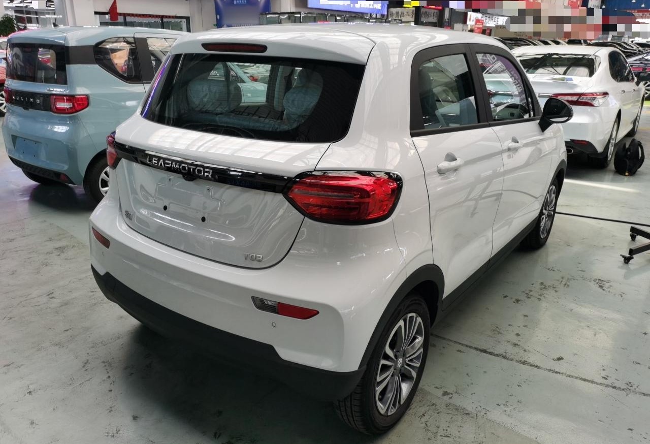 零跑汽车 零跑T03 2021款 400轻享版