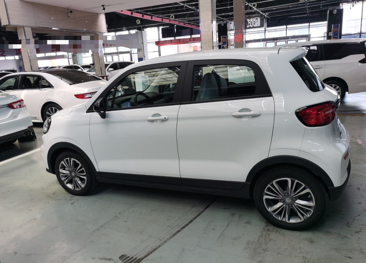 零跑汽车 零跑T03 2021款 400轻享版