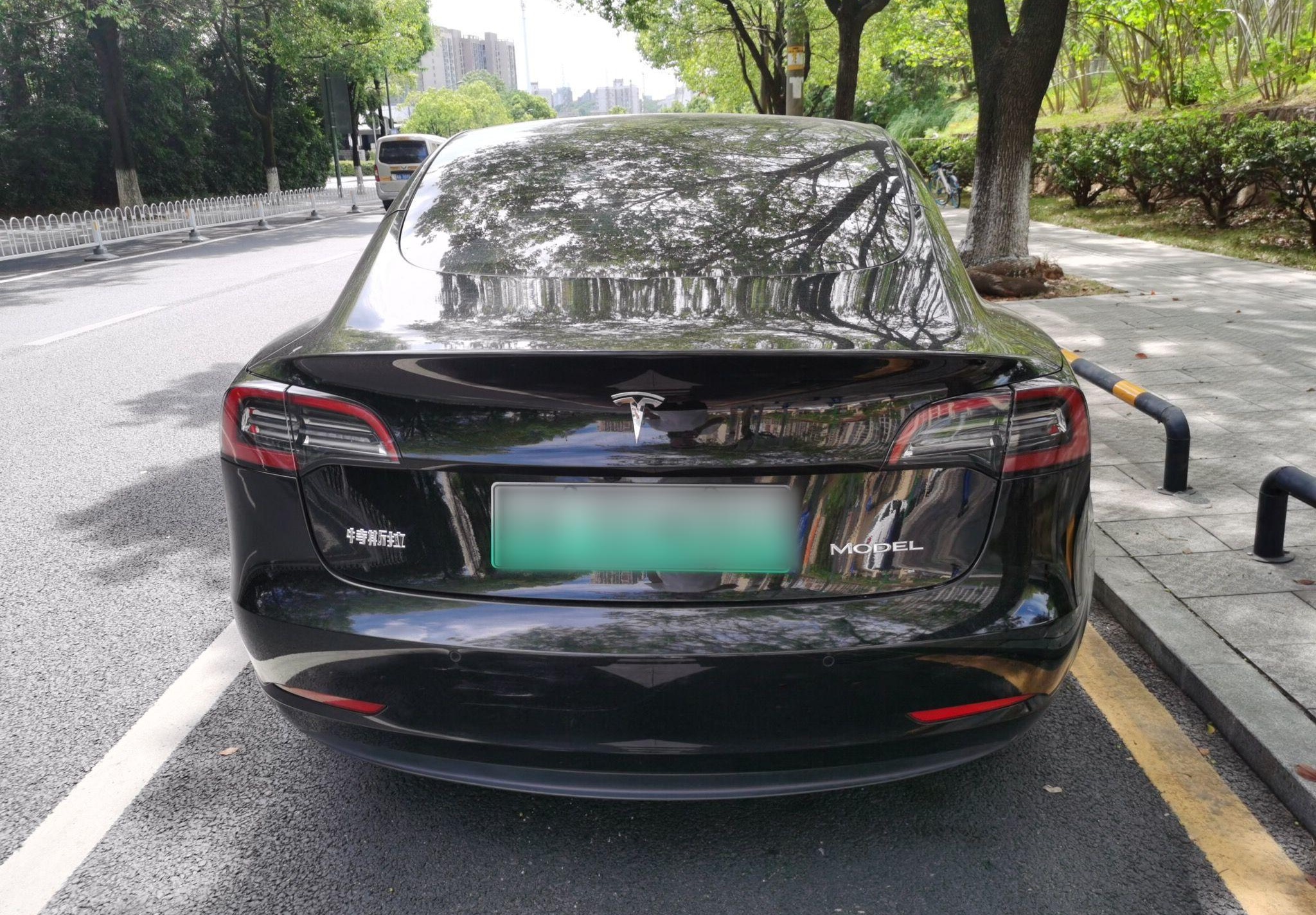 特斯拉 Model 3 2021款 标准续航后驱升级版