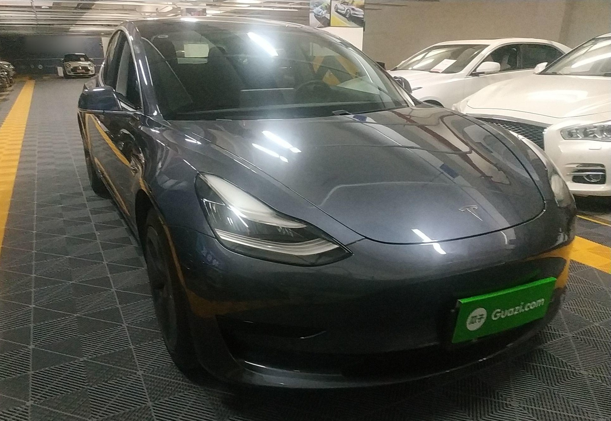 特斯拉 Model 3 2019款 标准续航后驱升级版