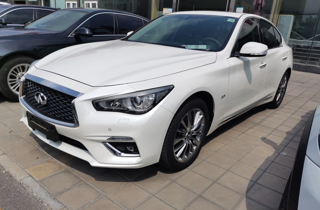 英菲尼迪Q50L 2018款 2.0T 逸享版 国VI