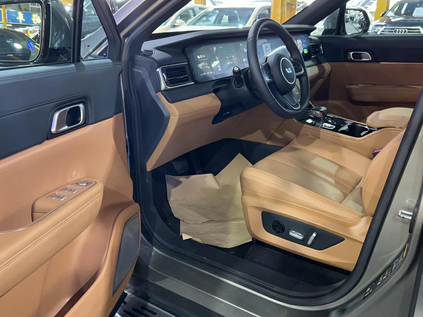 理想汽车 理想ONE 2020款 增程6座版