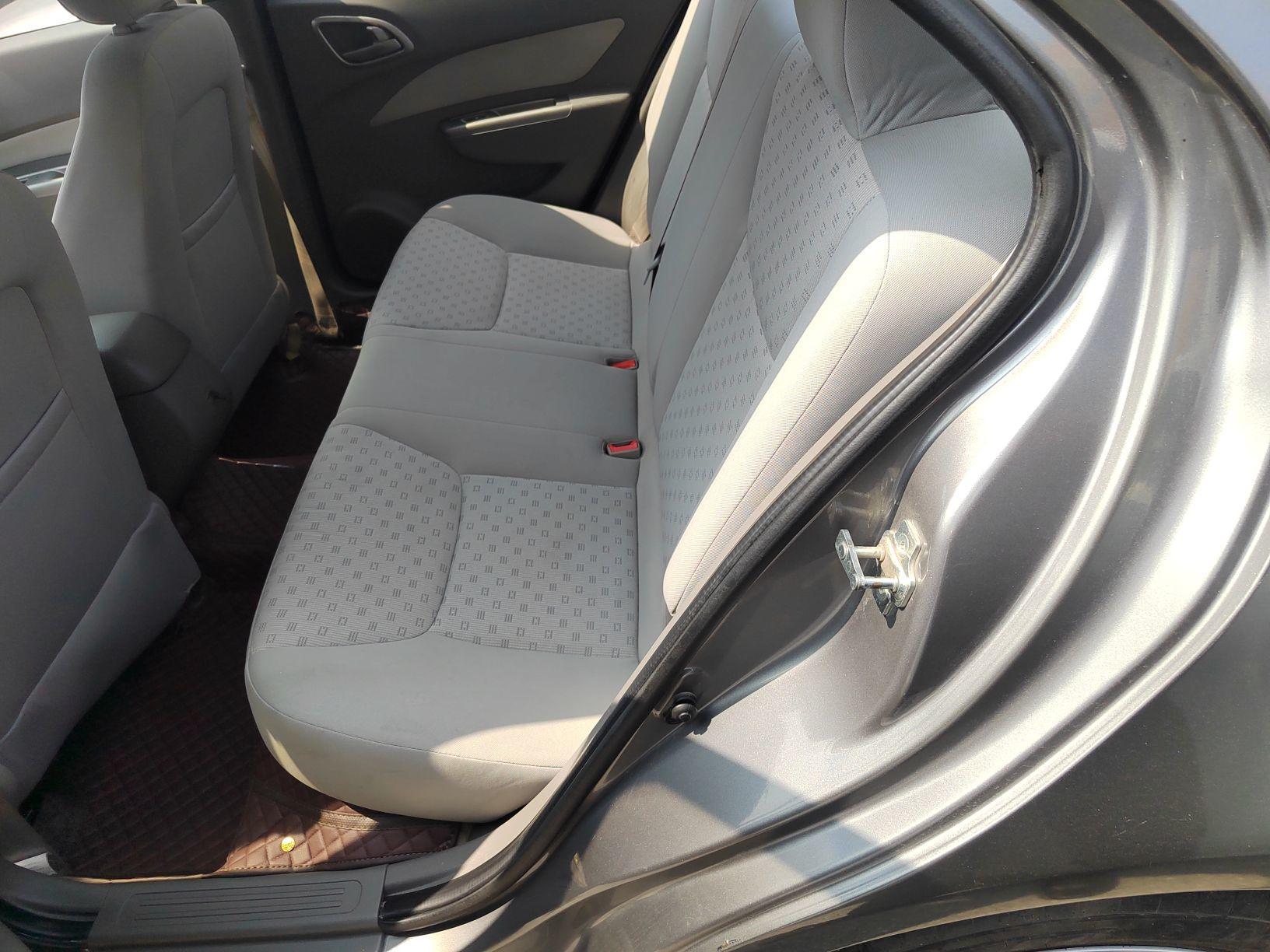 宝骏630 2011款 1.5L 手动标准型