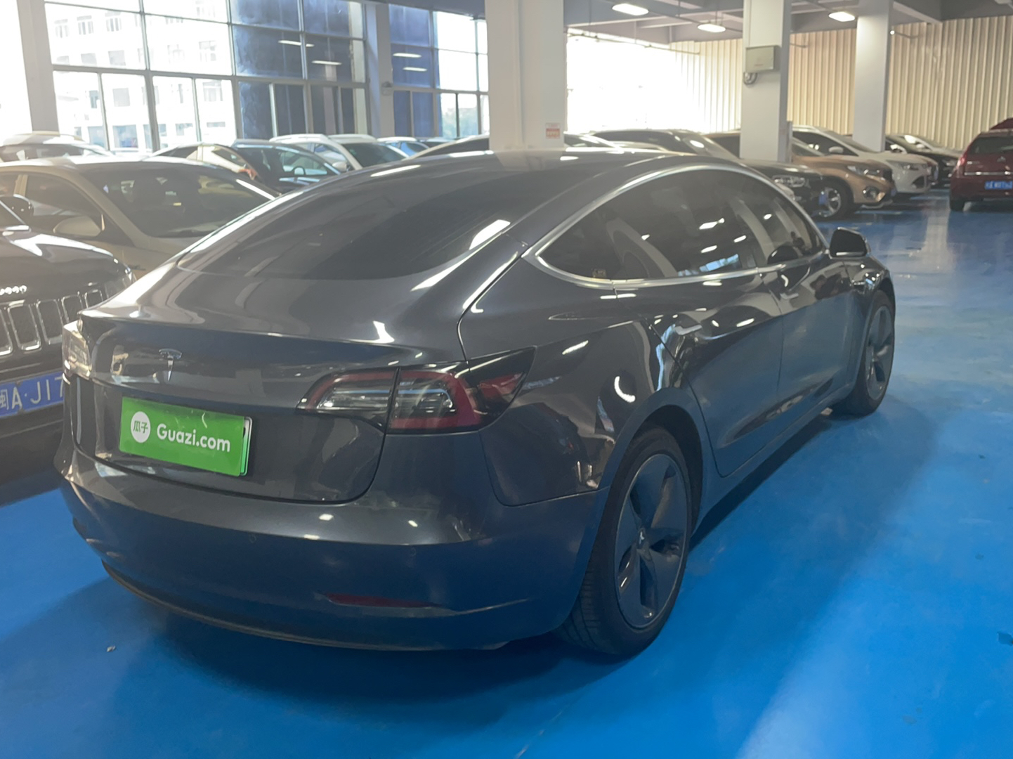 特斯拉 Model 3 2019款 标准续航后驱升级版(进口)