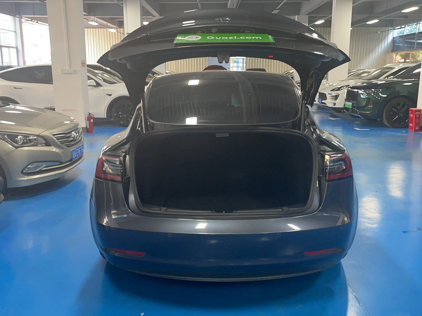 特斯拉 Model 3 2019款 标准续航后驱升级版(进口)