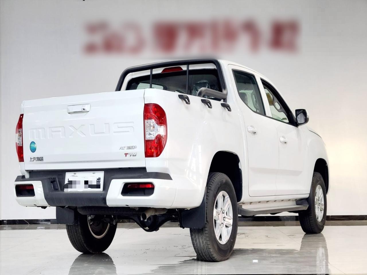 上汽MAXUS 上汽大通T70 2020款 2.0T汽油自动两驱精英型标厢高底盘