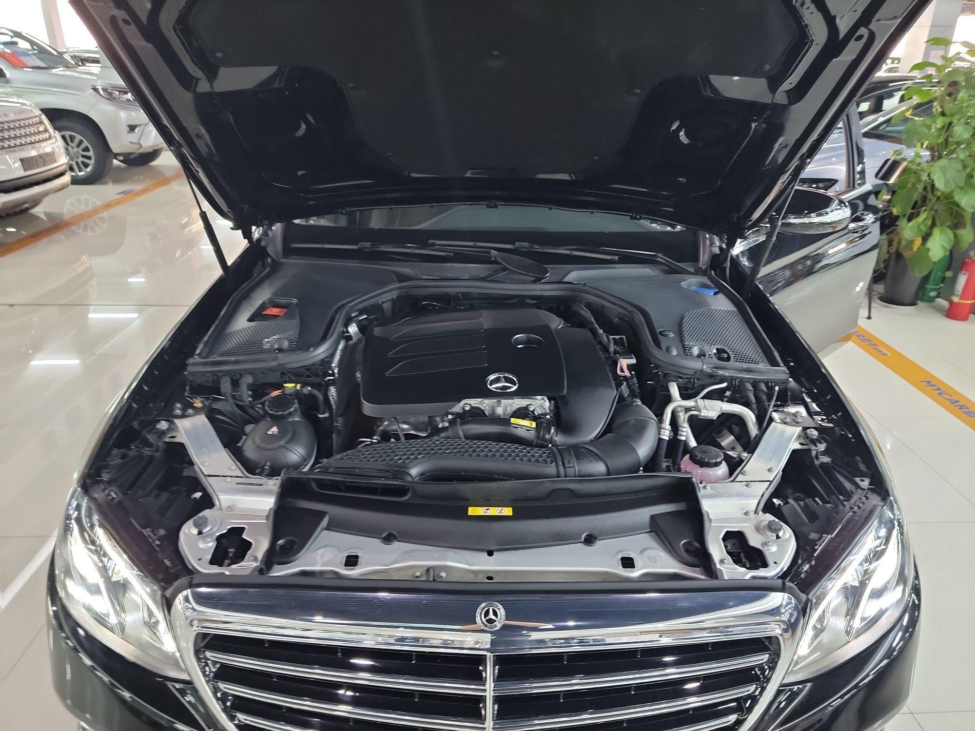 奔驰E级 2020款 改款 E 260 L 4MATIC