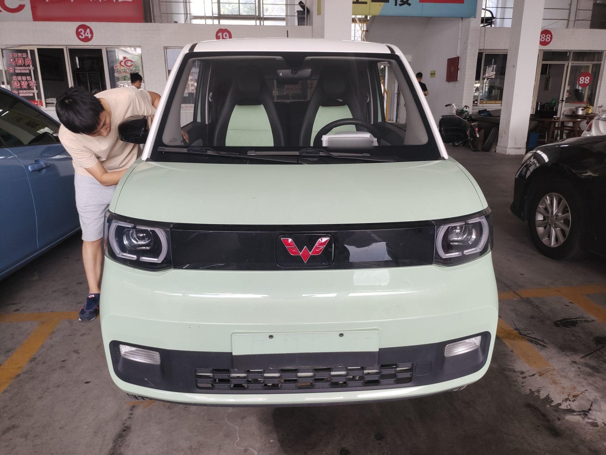 五菱汽车 宏光MINI EV 2021款 马卡龙时尚款 磷酸铁锂