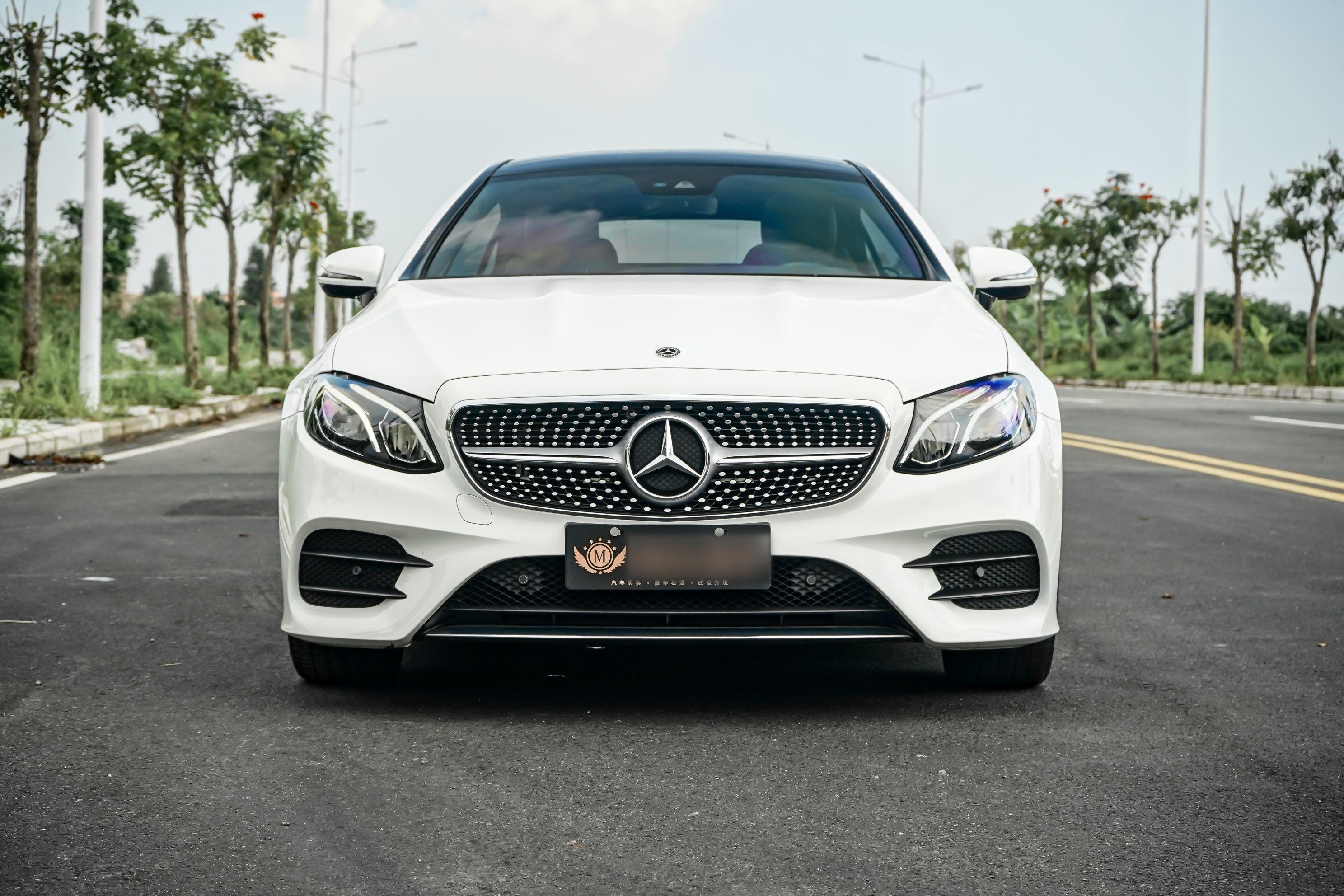 奔驰E级 2018款 E 200 轿跑车(进口)