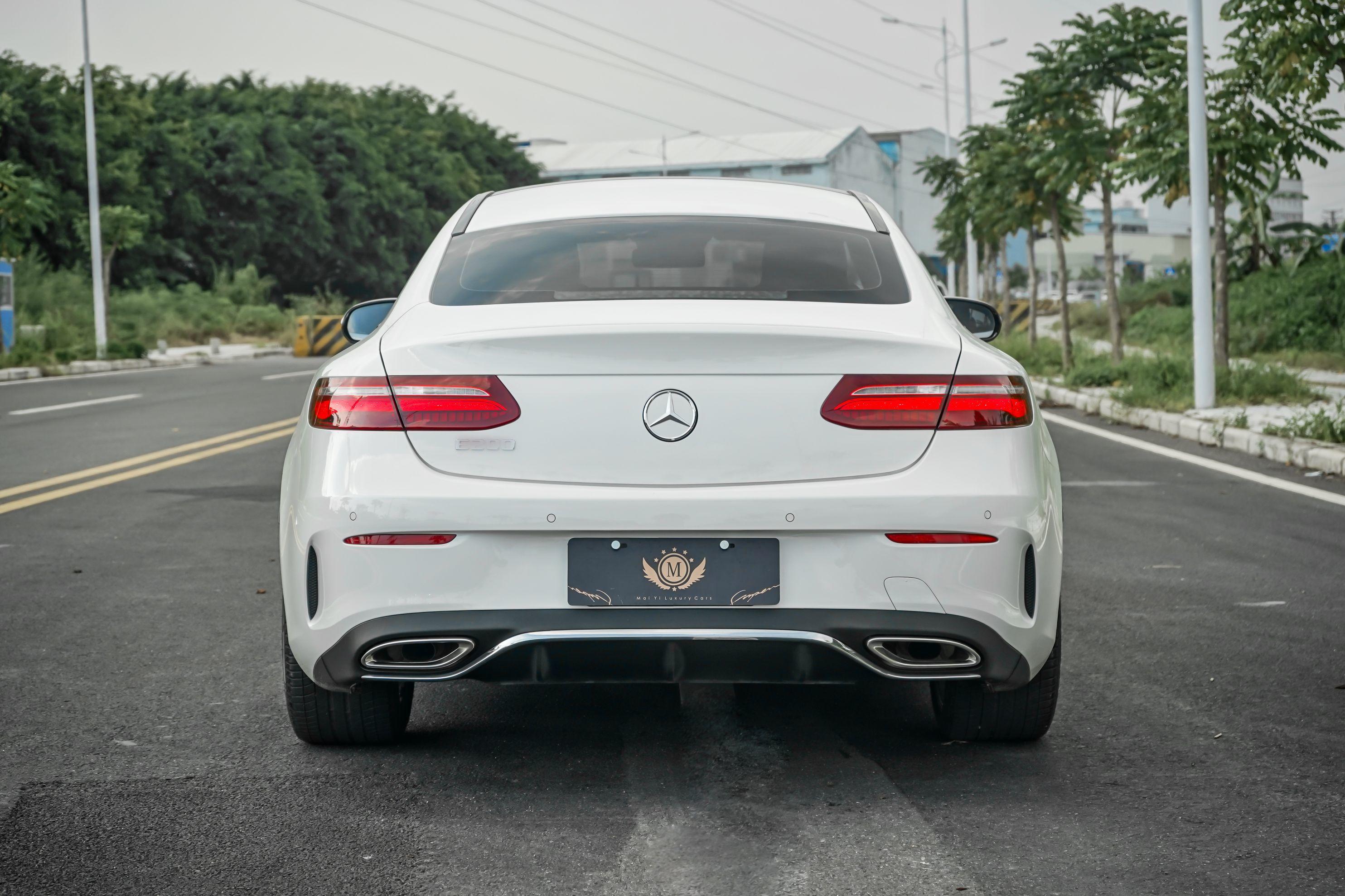 奔驰E级 2018款 E 200 轿跑车(进口)