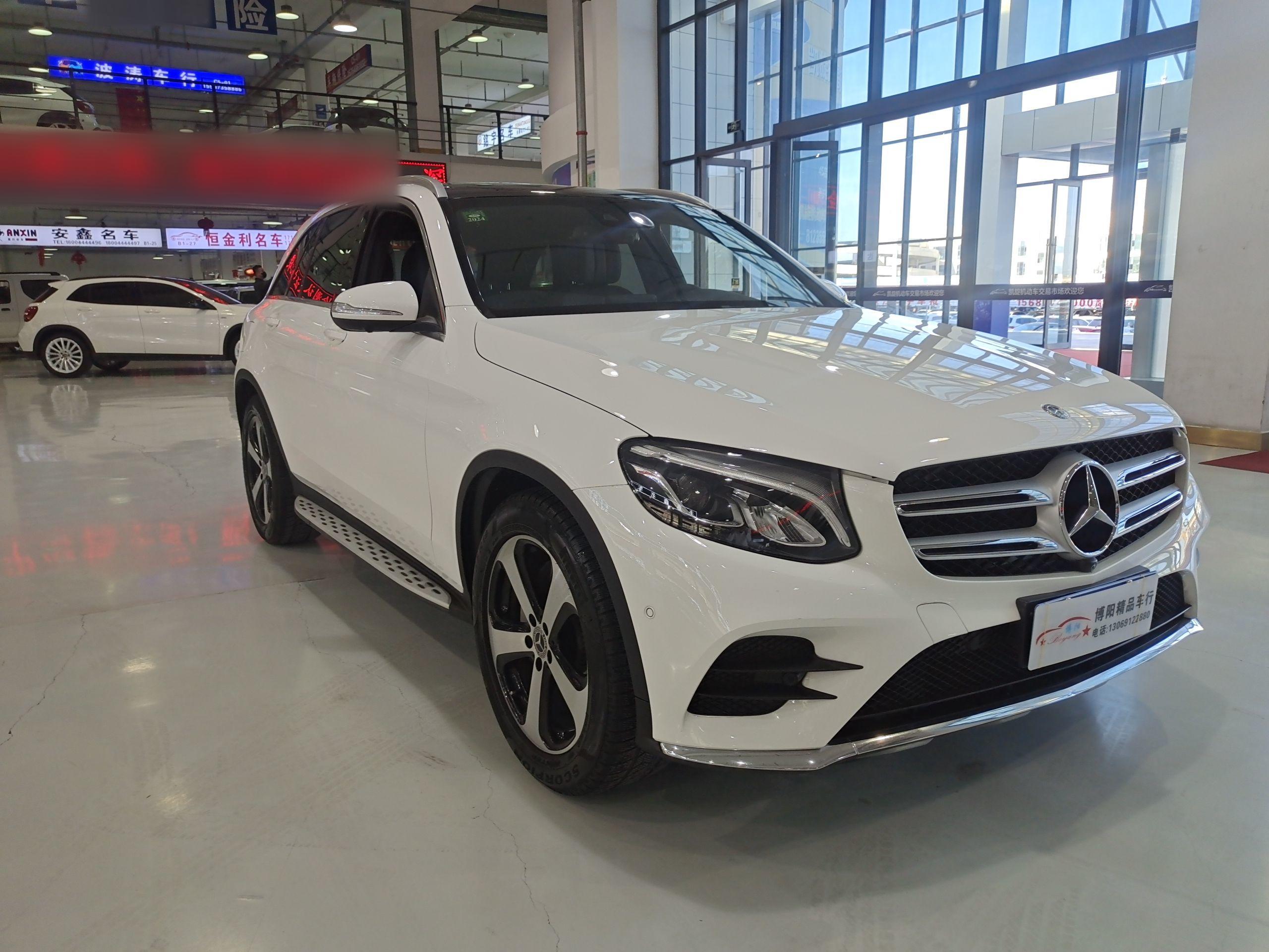 奔驰GLC级 2018款 改款 GLC 260 4MATIC 豪华型