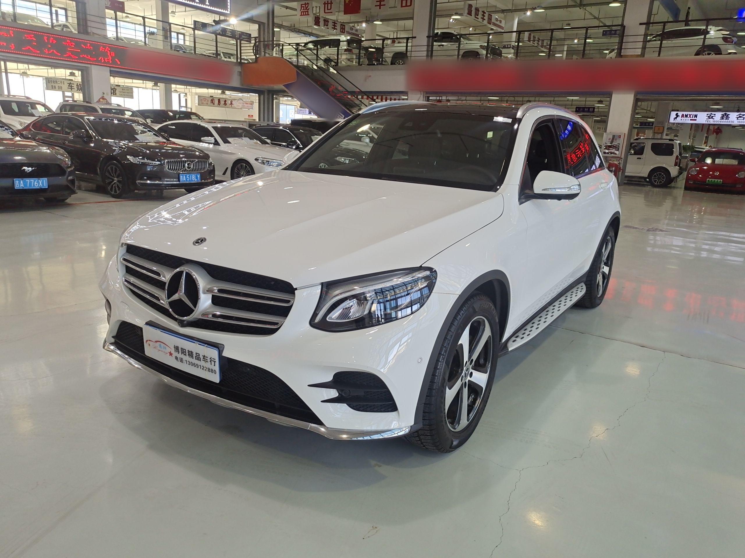 奔驰GLC级 2018款 改款 GLC 260 4MATIC 豪华型