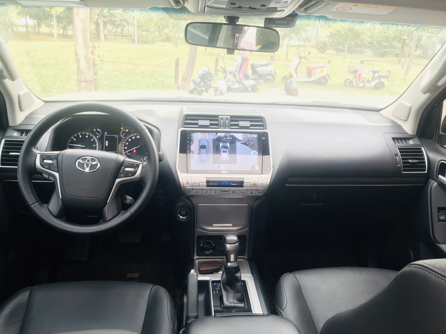 丰田 普拉多 2019款 3.5L 自动TX-L尊享版后挂备胎