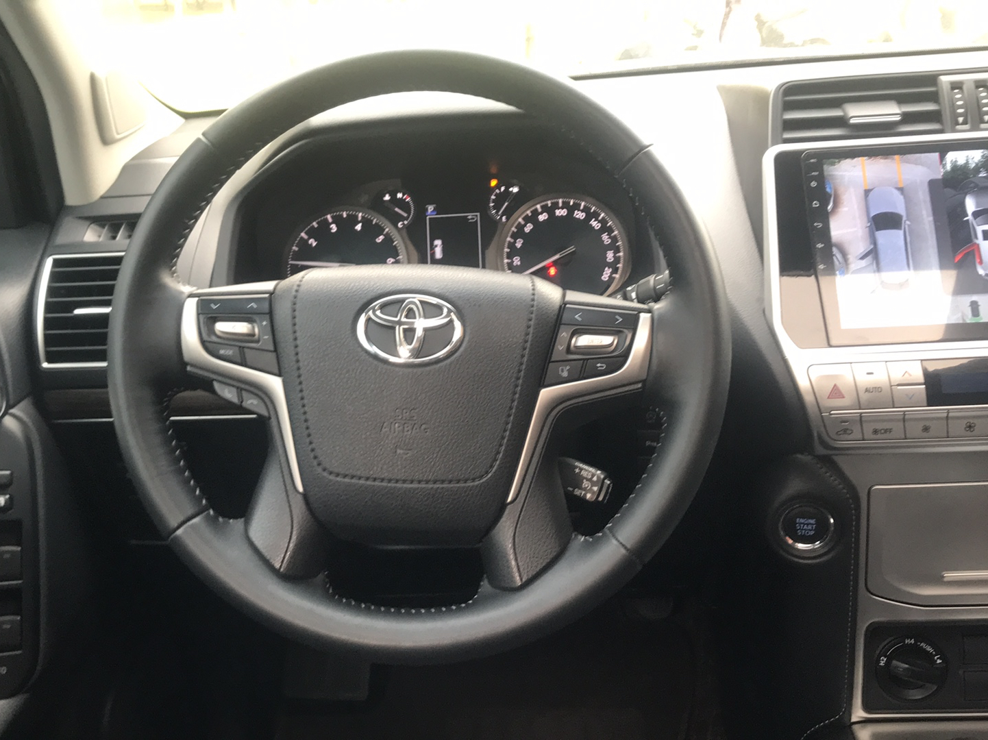 丰田 普拉多 2019款 3.5L 自动TX-L尊享版后挂备胎