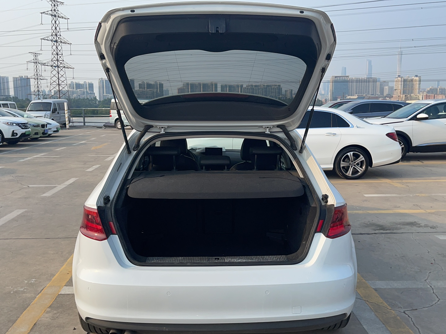 奥迪A3 2014款 Sportback 35 TFSI 自动舒适型