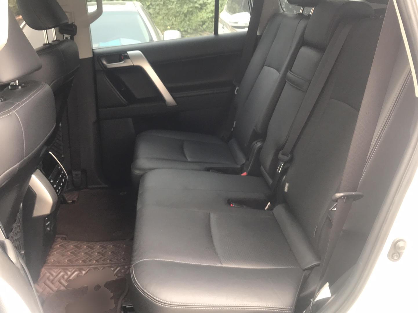 丰田 普拉多 2019款 3.5L 自动TX-L尊享版后挂备胎