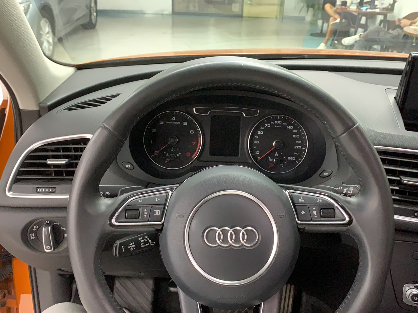 奥迪Q3 2012款 35 TFSI quattro 舒适型(进口)