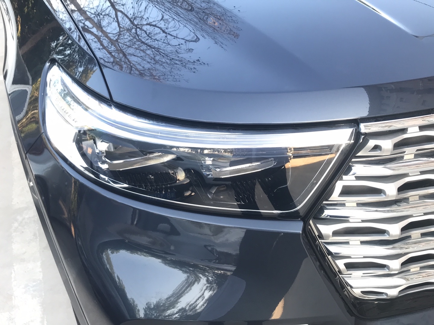 福特 探险者 2020款 EcoBoost 285 四驱钛金版 7座