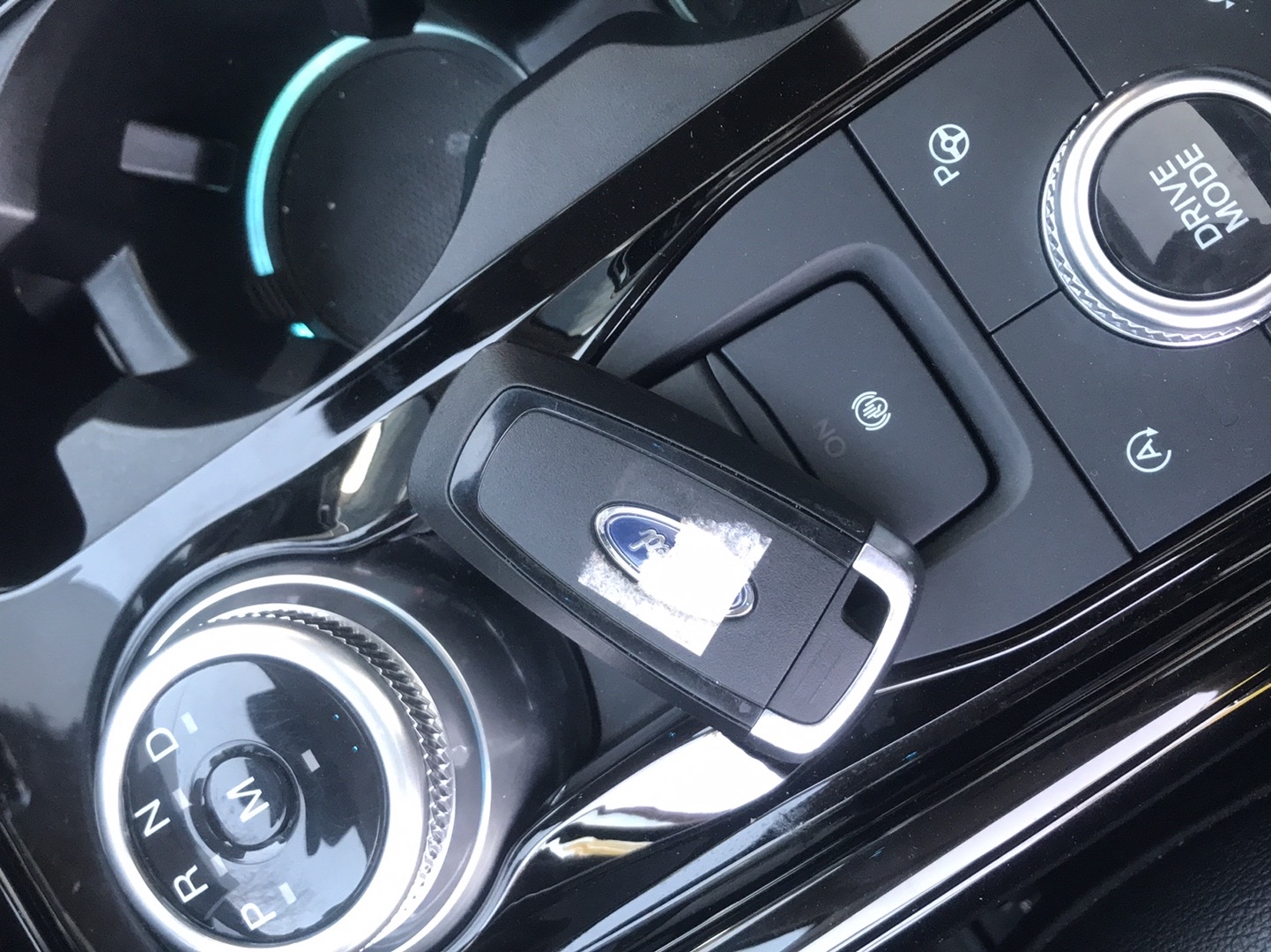 福特 探险者 2020款 EcoBoost 285 四驱钛金版 7座