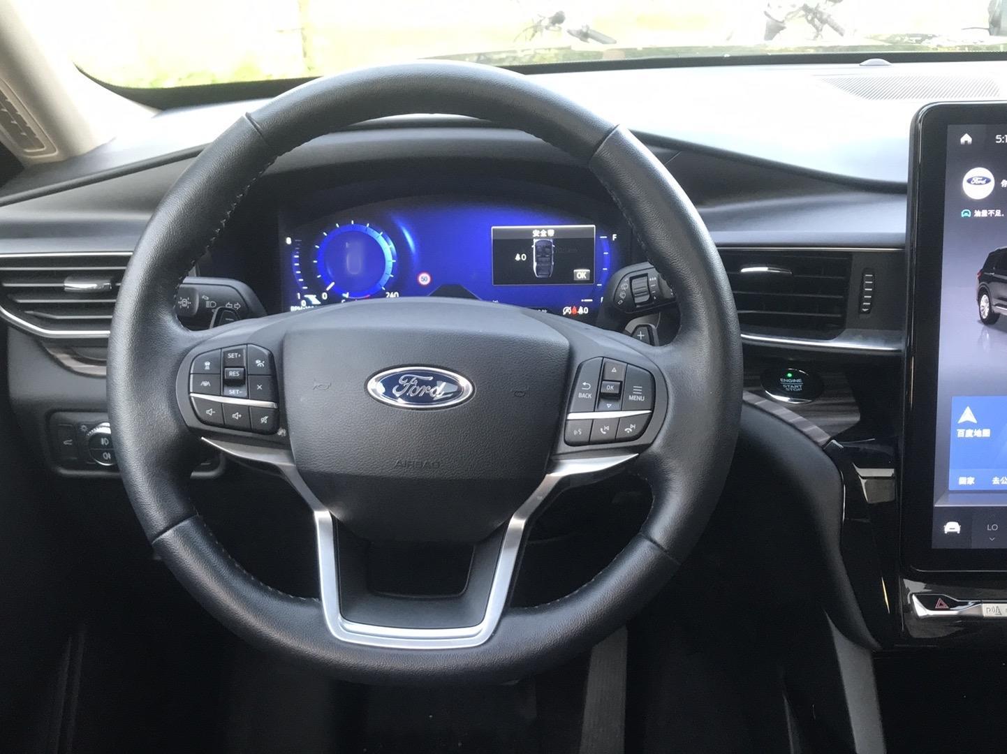 福特 探险者 2020款 EcoBoost 285 四驱钛金版 7座