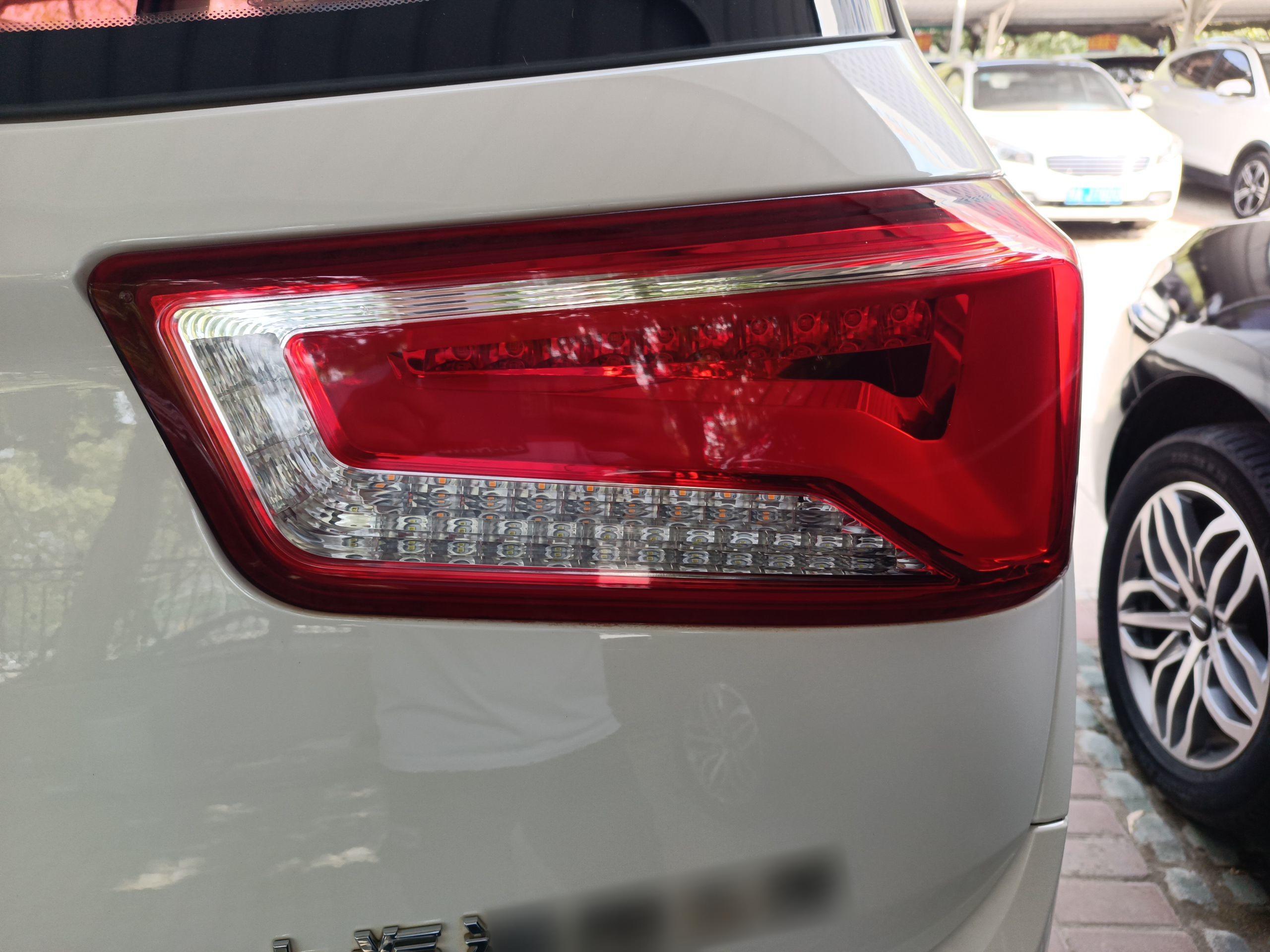 宝骏560 2016款 1.8L iAMT豪华型