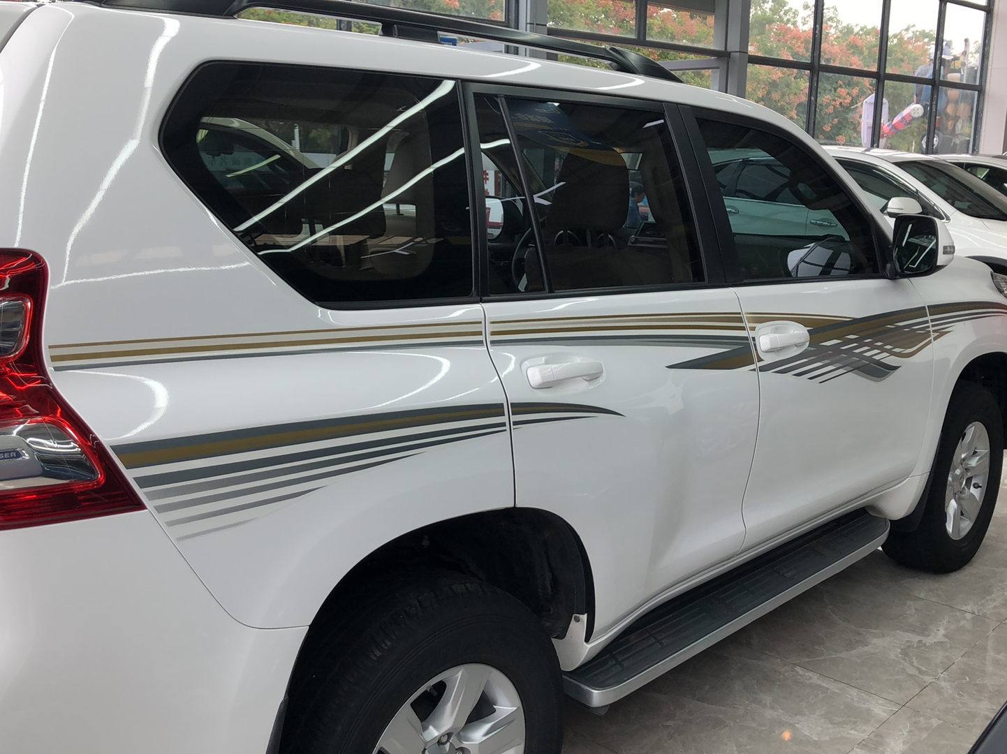 丰田 普拉多 2014款 4.0L 自动TX-L