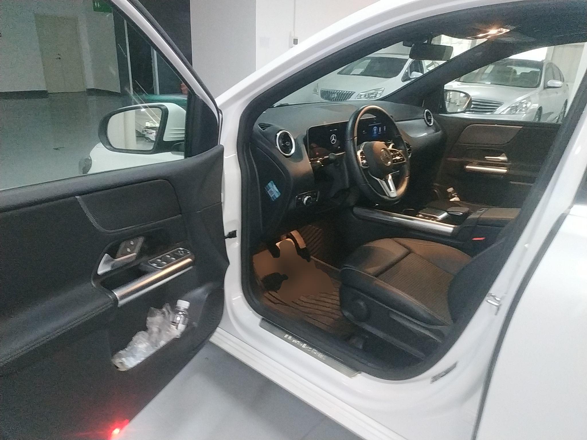 奔驰B级 2020款 B 200 动感型