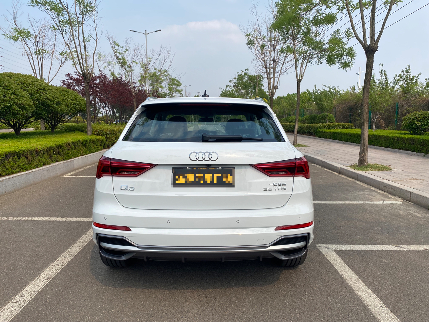 奥迪Q3 2022款 35 TFSI 时尚动感型