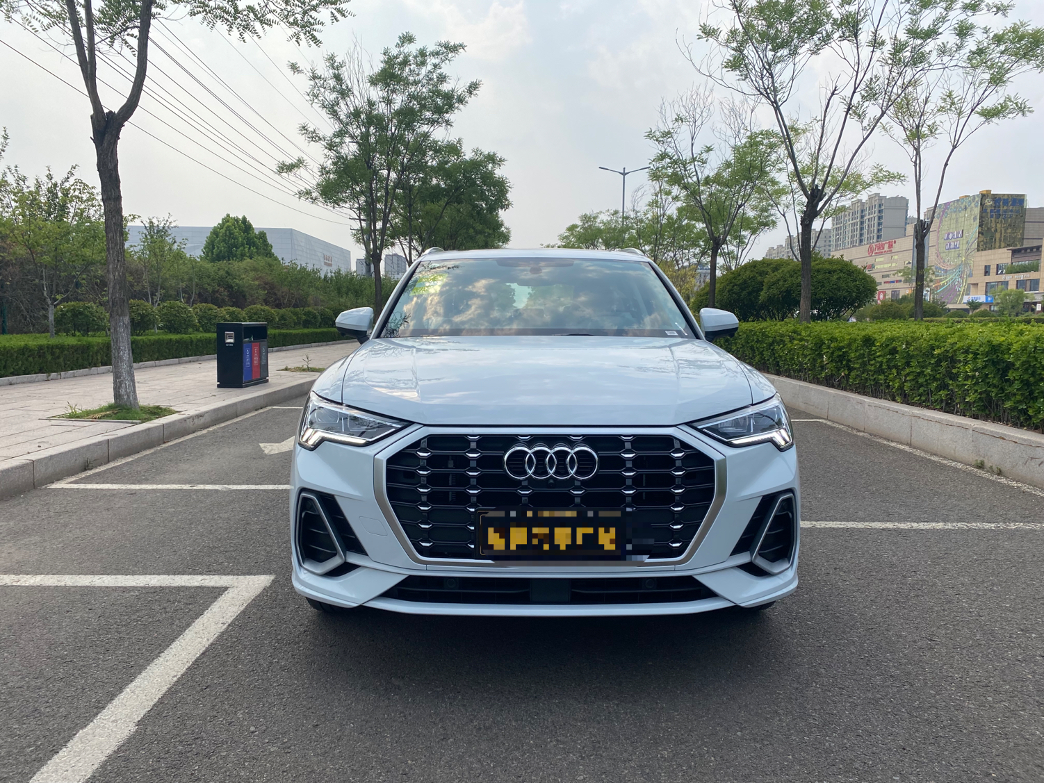 奥迪Q3 2022款 35 TFSI 进取动感型