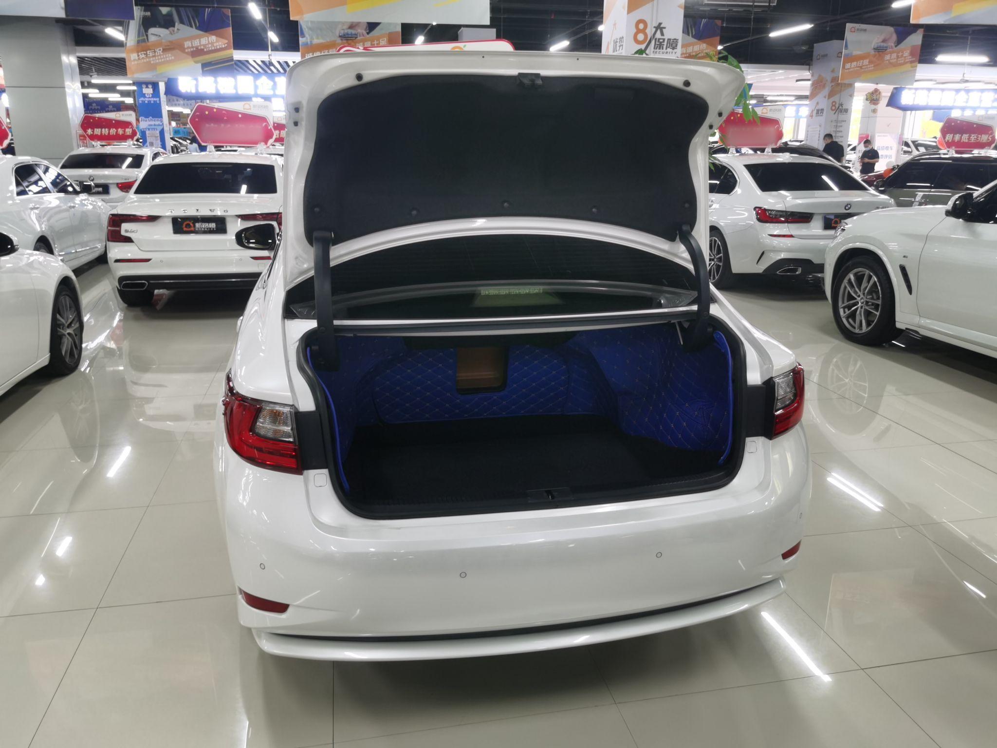 雷克萨斯ES 2015款 200 精英版