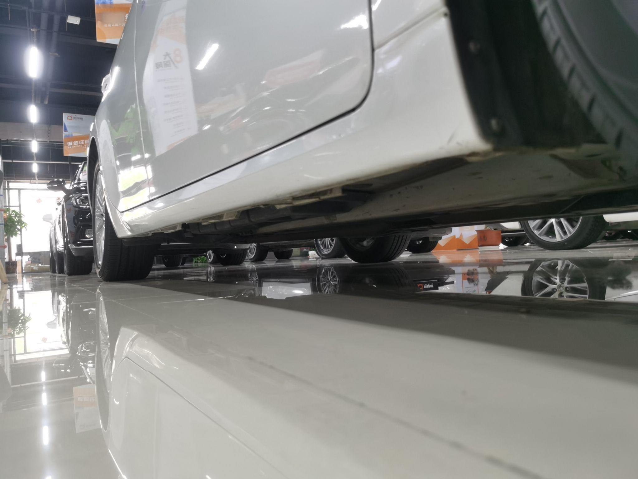 雷克萨斯ES 2015款 200 精英版