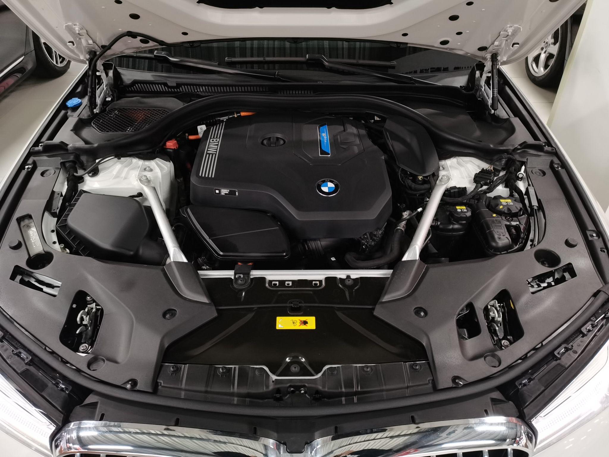 宝马5系新能源 2022款 改款 535Le 豪华套装